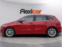 Gebraucht Mercedes B200 150 PS (110 kW) 2019 Rot Van / Kleinbus