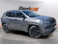 Usado Jeep Compass Night Eagle 131 CV (96 kW) 2022 Gris SUV