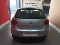 Usado Seat Ibiza Reference 75 CV (55 kW) 2011 Gris / plata Berlina