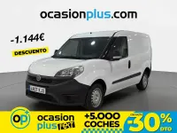 Usado Fiat Doblò 95 CV (69 kW) 2018 Blanco Monovolumen