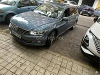 Usado VW Passat Sportline 150 CV (110 kW) 2017 Azul Familiar