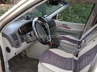 Usado Kia Carnival EX 144 CV (105 kW) 2006 Gris / plata Monovolumen