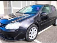 Usado VW Golf V Highline 150 CV (110 kW) 2007 Negro Berlina