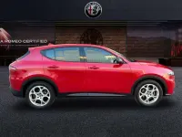 Usado Alfa Romeo Tonale Sprint 131 CV (96 kW) 2023 Rojo SUV
