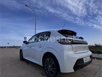 Usado Peugeot 208 Active 100 CV (73 kW) 2021 Blanco Utilitario