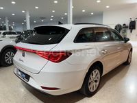Usado Seat Leon Style 115 CV (84 kW) 2021 Blanco Familiar