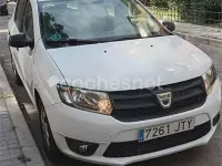 Usado Dacia Sandero Lauréate 75 CV (55 kW) 2016 Blanco Berlina
