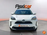 Usado Toyota Yaris Active 116 CV (85 kW) 2024 Blanco Utilitario
