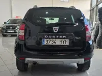 Usado Dacia Duster Ambiance 109 CV (80 kW) 2014 Negro SUV