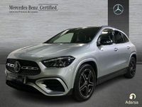 Usado Mercedes GLA200 AMG line 150 CV (110 kW) 2025 Plata hightech SUV
