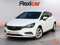 Usado Opel Astra Selective 125 CV (91 kW) 2019 Blanco Berlina
