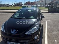 Usado Peugeot 308 95 CV (69 kW) 2008 Negro Berlina