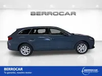 Usado Seat Leon Style 116 CV (85 kW) 2025 Gris
