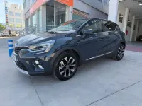 Usado Renault Captur Techno 91 CV (66 kW) 2023 Gris SUV