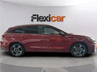 Usado Hyundai i30 N Line 120 CV (88 kW) 2022 Granate Familiar