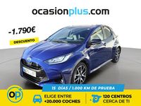 Usado Toyota Yaris Hybrid Style 116 CV (85 kW) 2022 Azul