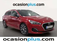 Usado Hyundai i30 Style 140 CV (102 kW) 2019 Rojo Familiar