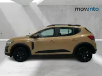 Usado Dacia Sandero Extreme 110 CV (80 kW) 2025 Verde Berlina