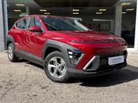 Usado Hyundai Kona 100 CV (73 kW) 2025 Rojo SUV
