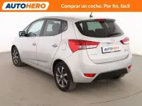 Usado Hyundai ix20 115 CV (84 kW) 2016 Gris Utilitario