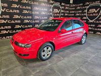 Usado Seat Leon 90 CV (66 kW) 2003 Rojo Utilitario