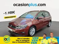 Usado VW Golf Sportsvan Advance 110 CV (80 kW) 2018 Rojo Monovolumen