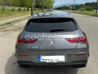Usado Mercedes CLA200 Shooting Brake 150 CV (110 kW) 2021 Gris / plata Familiar