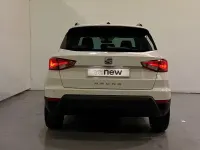 Usado Seat Arona Ecomotive 95 CV (69 kW) 2019 Blanco SUV