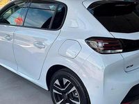 Nuevo Peugeot 208 Allure 102 CV (75 kW) 2025 Blanco okenite Utilitario