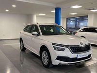 Usado Skoda Kamiq Ambition 110 CV (80 kW) 2021 Blanco SUV