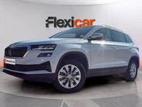 Usado Skoda Karoq Ambition 150 CV (110 kW) 2023 Blanco SUV