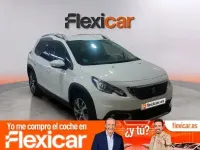Usado Peugeot 2008 Active 100 CV (73 kW) 2019 Blanco SUV