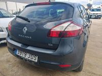 Usado Renault Mégane III LIMITED 116 CV (85 kW) 2015 Gris Utilitario