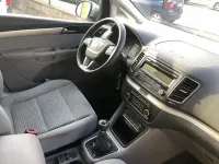 Usado Seat Alhambra Ecomotive 140 CV (102 kW) 2011 Gris / plata Monovolumen