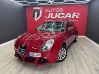 Usado Alfa Romeo Giulietta Distinctive 105 CV (77 kW) 2015 Granate Utilitario