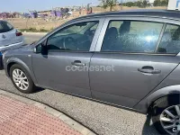 Usado Opel Astra Enjoy 100 CV (73 kW) 2005 Gris / plata Berlina