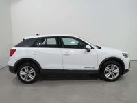 Używany Audi Q2 Advanced 150 KM (110 kW) 2025 Biały SUV