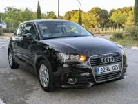 Usado Audi A1 Attraction 122 CV (89 kW) 2010 Negro Utilitario