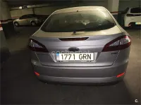 Usado Ford Mondeo Trend 145 CV (106 kW) 2009 Gris / plata Berlina