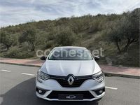 Usado Renault Mégane GrandTour LIMITED 130 CV (95 kW) 2018 Gris / plata Familiar