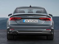 Usado Audi A5 Sportback Advanced 150 CV (110 kW) 2018 Gris Utilitario