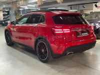 Usado Mercedes GLA180 AMG line 122 CV (89 kW) 2017 Rojo SUV