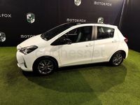 Begagnad Toyota Yaris Hybrid Active 100 HK (73 kW) 2018 Vit Sedan