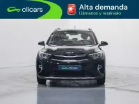 Usado Kia Stonic 84 CV (61 kW) 2023 Negro SUV