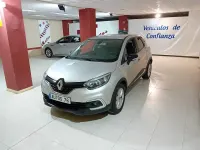Usado Renault Captur Zen 90 CV (66 kW) 2019 Gris SUV