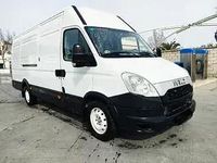 Begagnad Iveco Daily 106 HK (77 kW) 2015 Vit Sedan