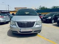 Usado Chrysler Grand Voyager Limited 150 CV (110 kW) 2005 Gris / plata Monovolumen