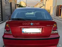 Usado BMW 318 115 CV (84 kW) 2003 Granate Berlina