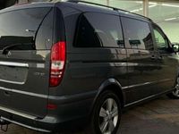 Usado Mercedes Viano Avantgarde 224 CV (164 kW) 2013 Gris Monovolumen
