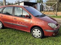 Usado Renault Scénic Dynamique 120 CV (88 kW) 2003 Granate Monovolumen